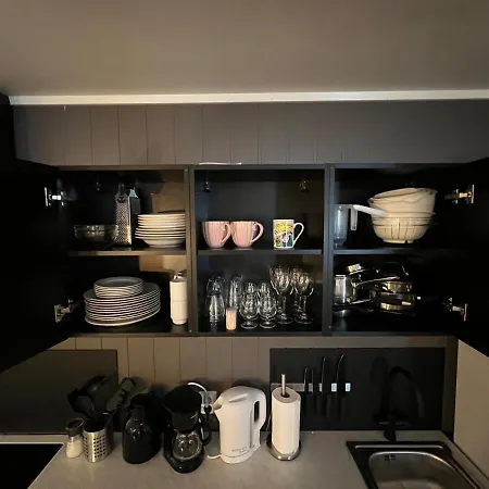 Appartement Lunt Og Trivelig I Sentrum Rosa Harstad